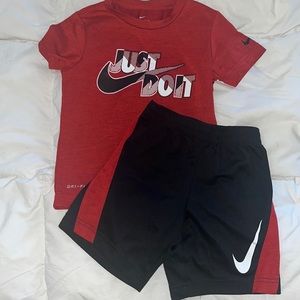 Nike Shorts Set Size 4T Boys